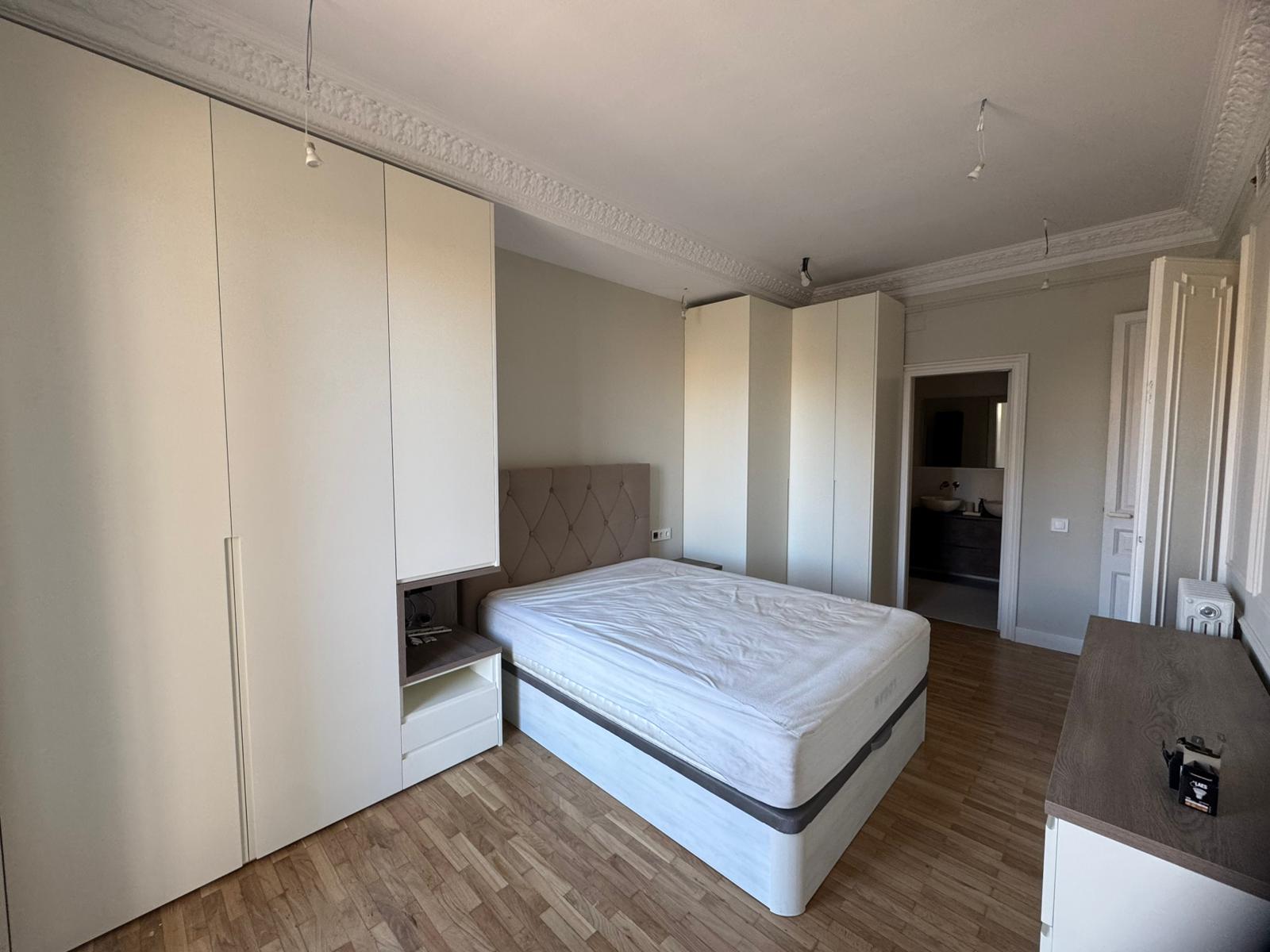 Conjunto Completo de Dormitorio